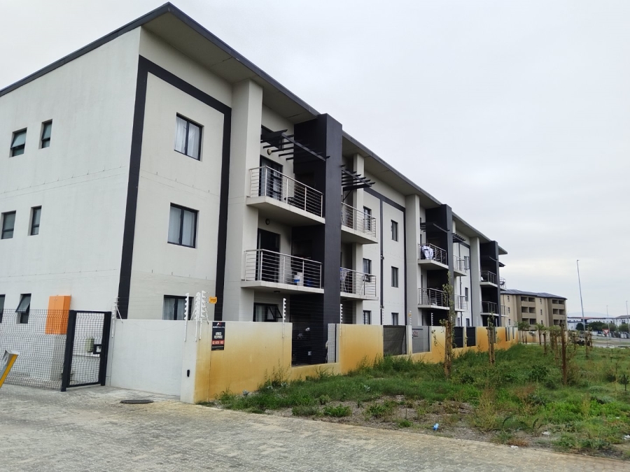 3 Bedroom Property for Sale in Parklands East Western Cape
